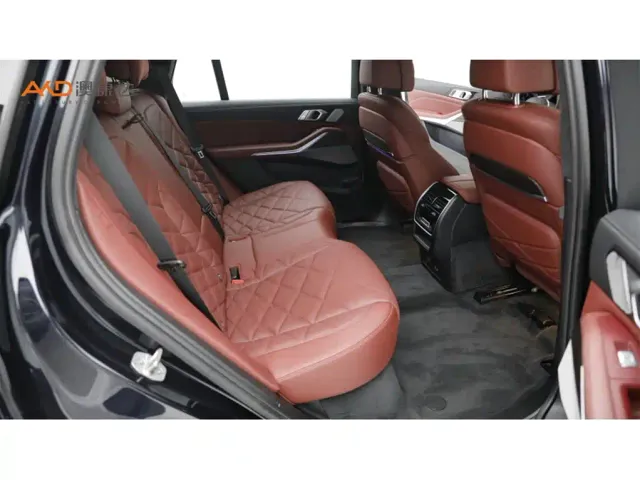BMW X5 — Фото автомобиля 8