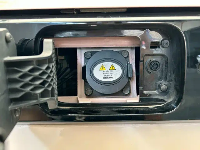 Wuling Hongguang Mini EV — Фото автомобиля 17