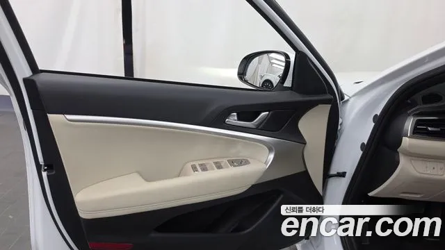 Genesis G70 — Фото автомобиля 13