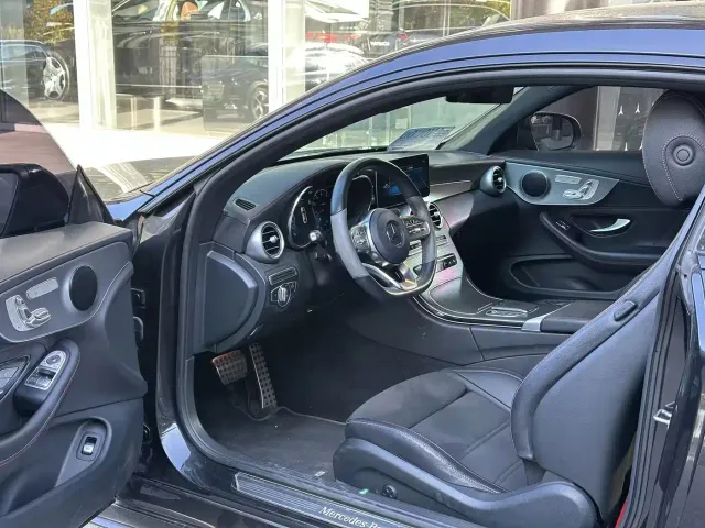 Mercedes-Benz C-Class — Фото автомобиля 9