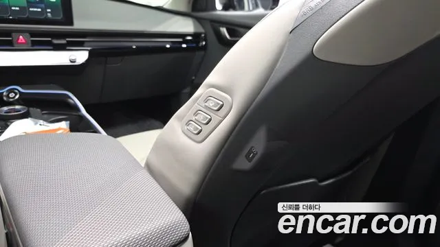 Kia EV6 — Фото автомобиля 28