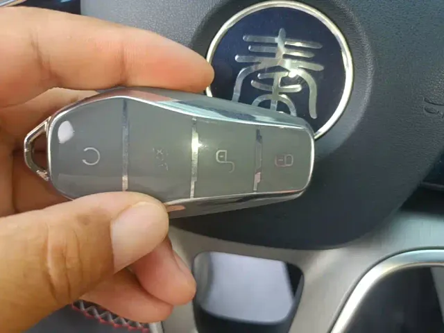 BYD Qin PLUS — Фото автомобиля 8