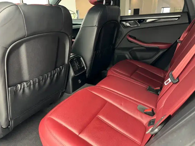 Porsche Macan — Фото автомобиля 17