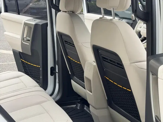 iCAR V23 — Фото автомобиля 13