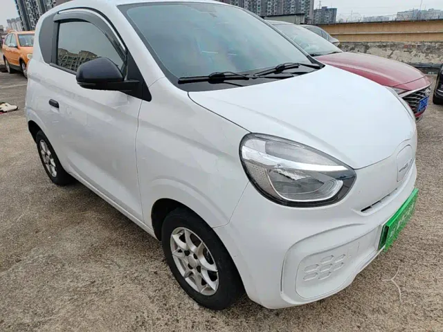 Roewe Clever — Фото автомобиля 3