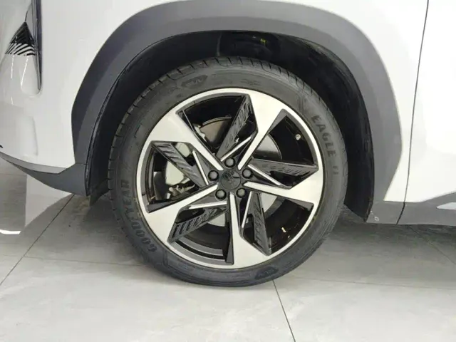 Geely Galaxy L7 — Фото автомобиля 6
