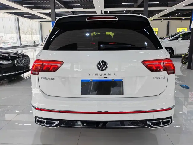 Volkswagen Tiguan L — Фото автомобиля 5