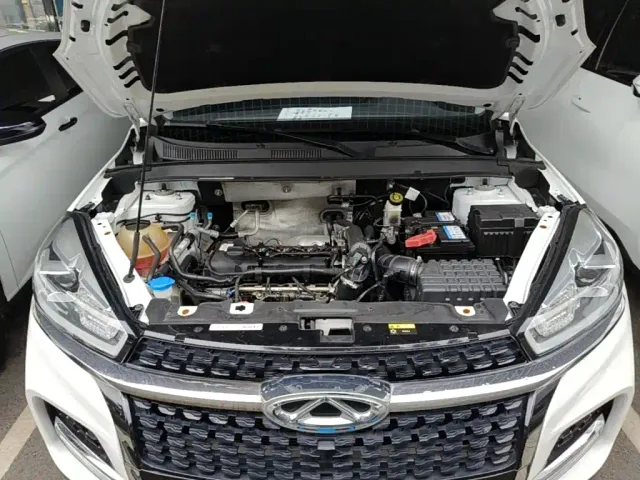 Chery Tiggo 8 — Фото автомобиля 19