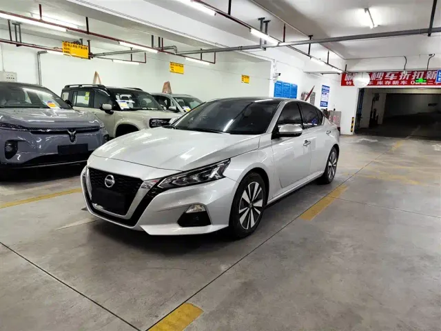 Фотография автомобиля — Nissan Teana