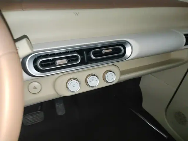 Wuling Hongguang Mini EV — Фото автомобиля 12