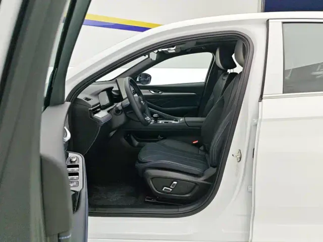 Geely Xingrui — Фото автомобиля 9
