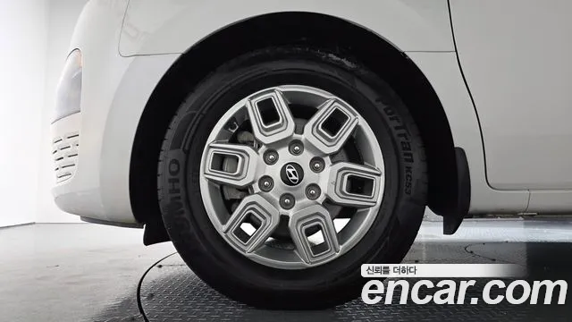 Hyundai Staria Staria Карго 3 места — Фото автомобиля 5