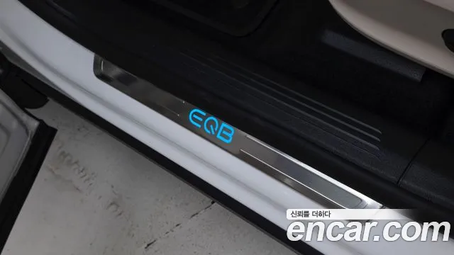 Mercedes-Benz EQB X243 — Фото автомобиля 12
