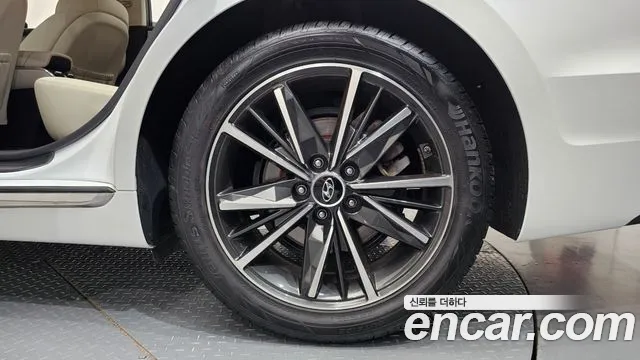 Hyundai Grandeur Новый Grandeur IG — Фото автомобиля 21