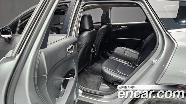Kia Sportage Sportage 5-е поколение Дизель 2.0 2WD — Фото автомобиля 11