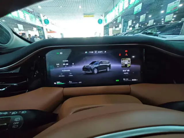 GAC Trumpchi Xiangwang S9 — Фото автомобиля 9