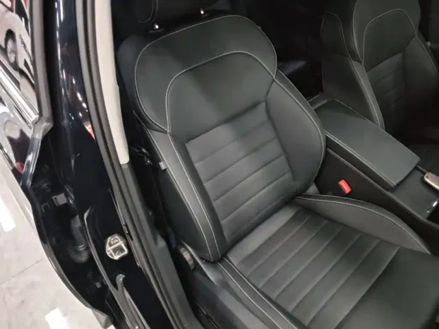 Skoda Superb — Фото автомобиля 24
