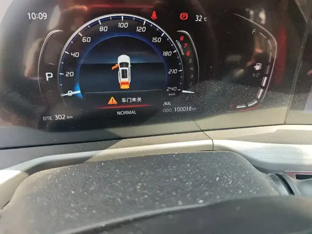 Changan Changan CS75 PLUS 2022 1.5T Automatic Luxury — Фото автомобиля 4