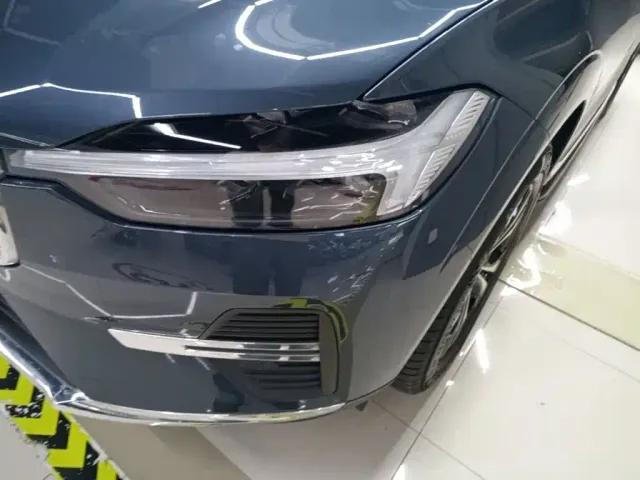 Volvo XC60 — Фото автомобиля 23