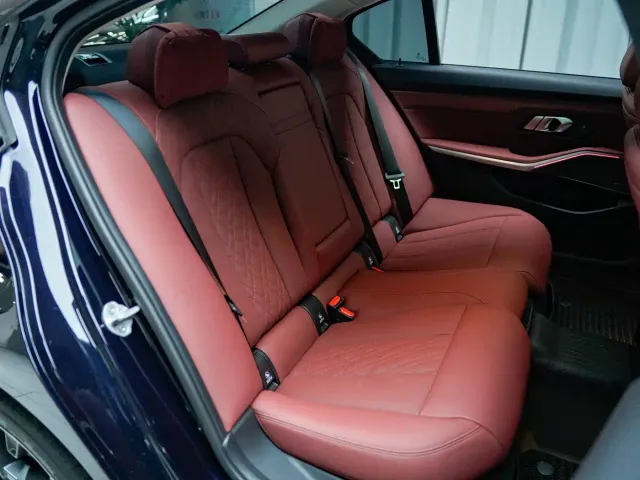 BMW 3 Series — Фото автомобиля 8