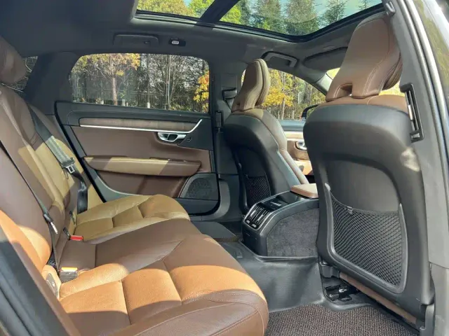 Volvo S90 — Фото автомобиля 15