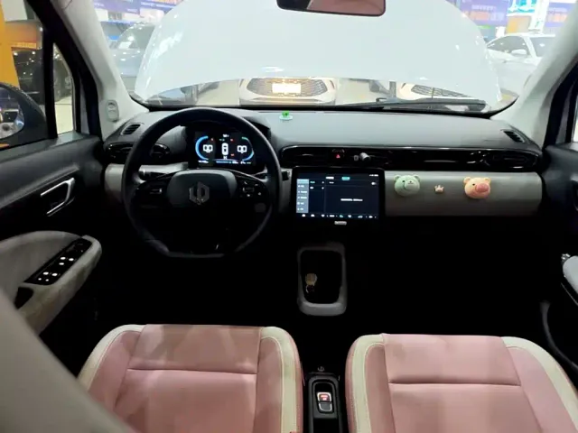 Leapmotor T03 — Фото автомобиля 9