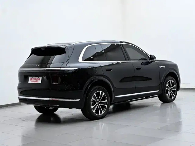 Aito M7 — Фото автомобиля 7