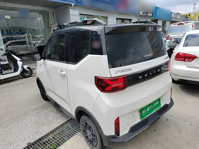 Wuling Hongguang Mini EV — Фото автомобиля 4