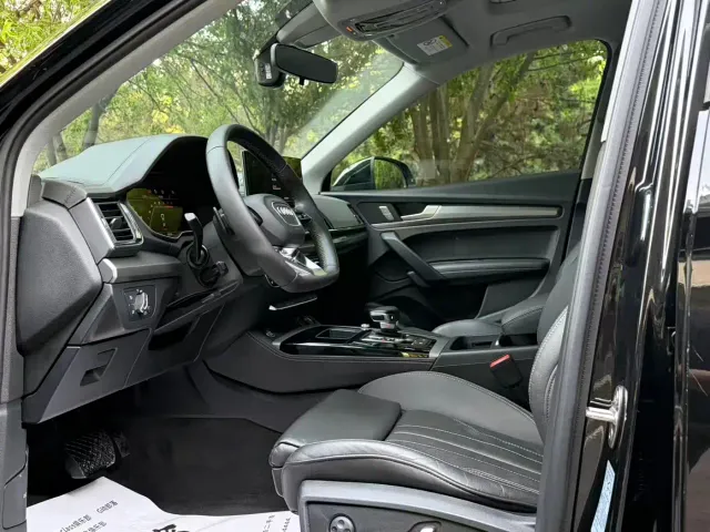 Audi Q5L — Фото автомобиля 6