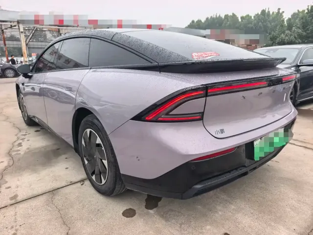 Xpeng P7+ — Фото автомобиля 8