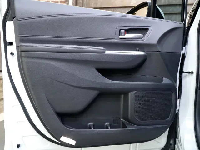 Toyota Sienna — Фото автомобиля 23
