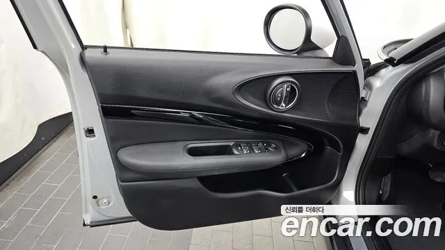 MINI Clubman — Фото автомобиля 13