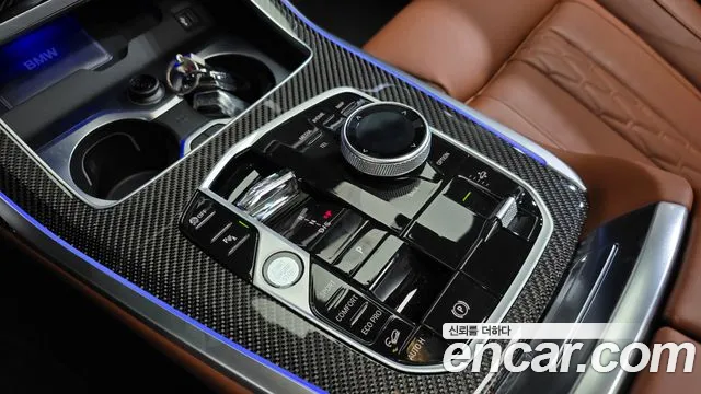 BMW X7 — Фото автомобиля 2