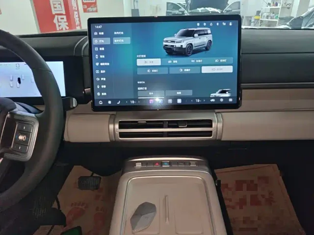 BYD FangChengBao Titanium 7 — Фото автомобиля 12