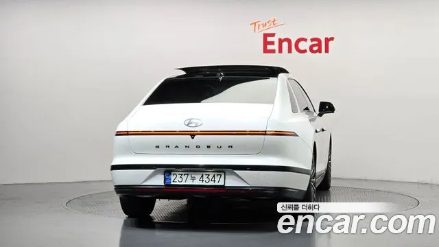 Hyundai Grandeur — Фото автомобиля 4