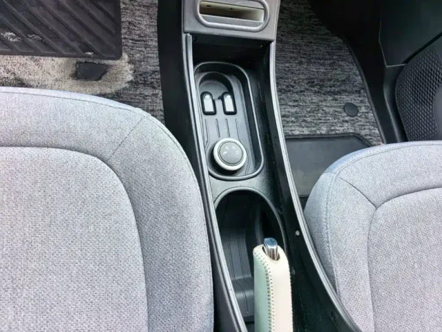 Wuling Hongguang Mini EV — Фото автомобиля 13