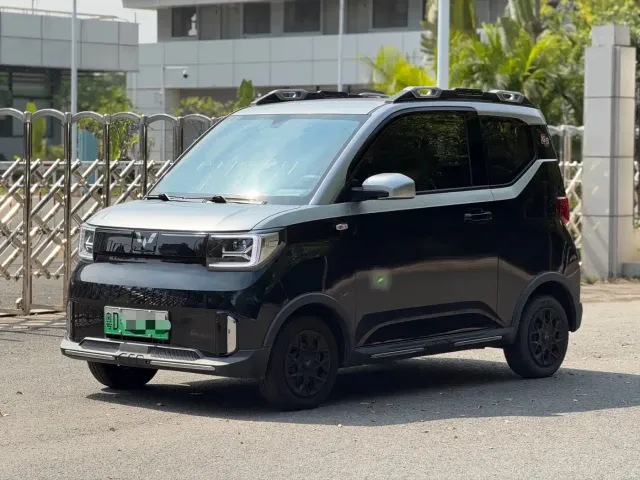 Фотография автомобиля — Wuling Hongguang Mini EV