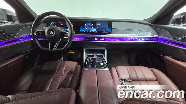 BMW 7 Series G70 — Фото автомобиля 7