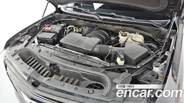 Cadillac Escalade Escalade 5 поколение — Фото автомобиля 6