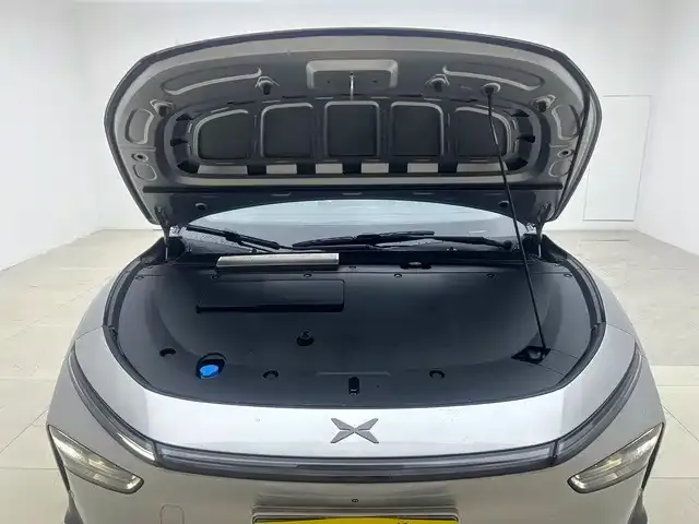 Xpeng P7+ — Фото автомобиля 19