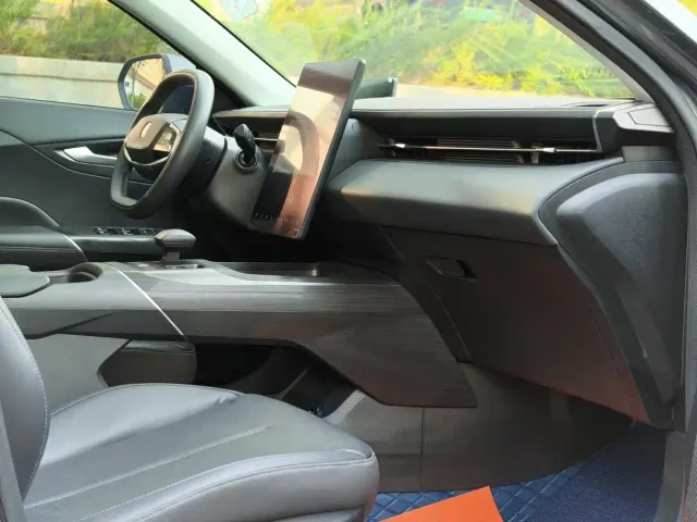 Changan Lamore — Фото автомобиля 15