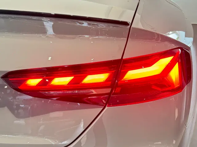 Audi RS 5 — Фото автомобиля 10