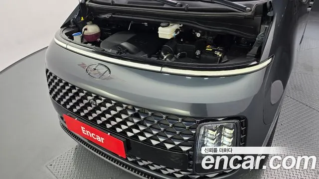 Hyundai Staria Staria 4WD Lounge 9 мест — Фото автомобиля 6