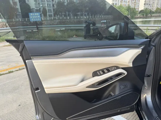 BYD Song L EV — Фото автомобиля 20