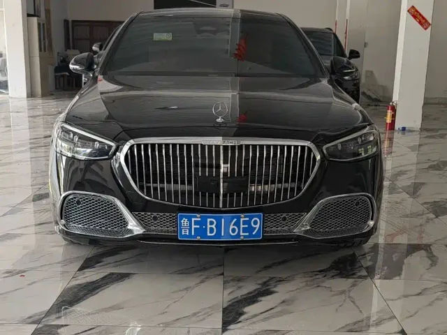 Mercedes-Benz S-Class — Фото автомобиля 2