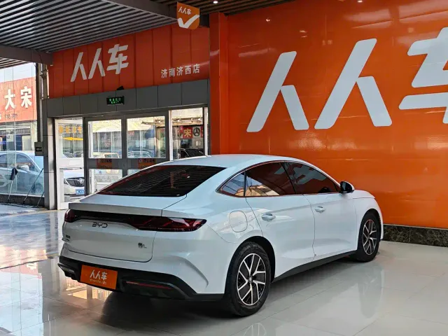 BYD Qin L — Фото автомобиля 4
