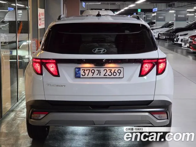 Hyundai Tucson Новый Tucson (NX4) Бензин 1.6 турбо 2WD — Фото автомобиля 4