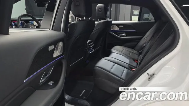 Mercedes-Benz GLE-Class — Фото автомобиля 16