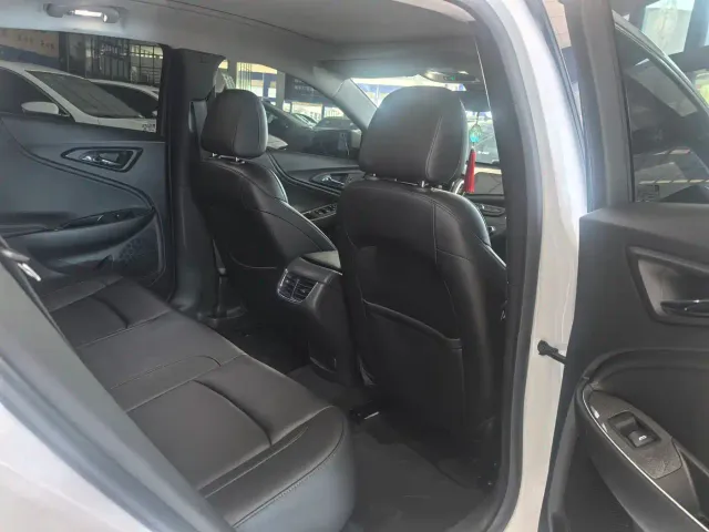 Chevrolet Malibu XL — Фото автомобиля 12