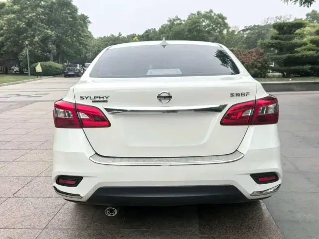 Nissan Sylphy — Фото автомобиля 5